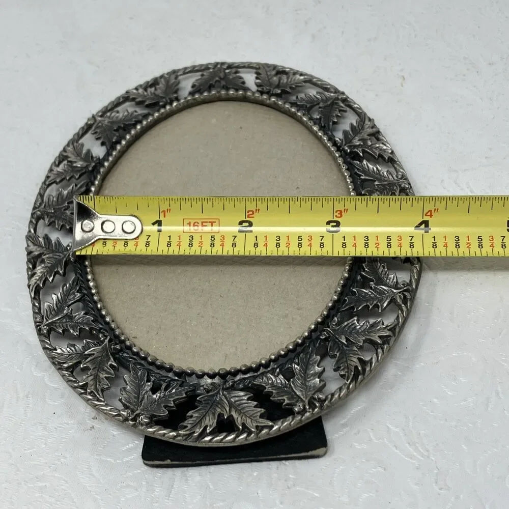 Vintage Filigree Leaves Frame Silver Tone Metal Photo Oval Easel for 4.5x3.25”